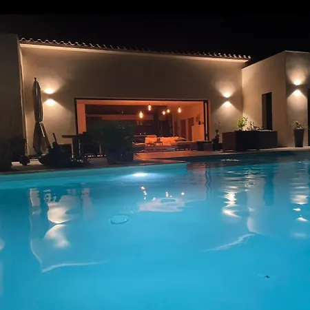 Villa Moderne Dans Le Golfe De Saint Tropez, A 2 Km De La