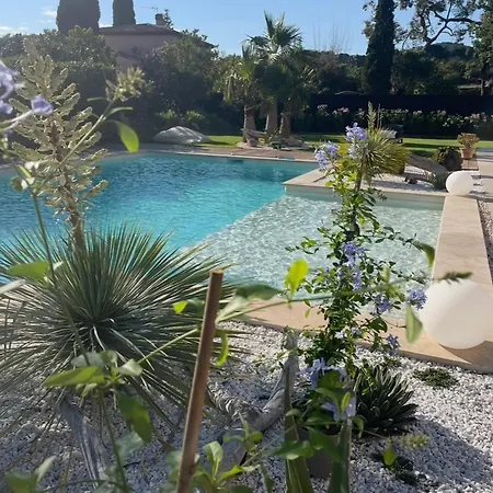 Moderne Dans Le Golfe De Saint Tropez, A 2 Km De La וילה *