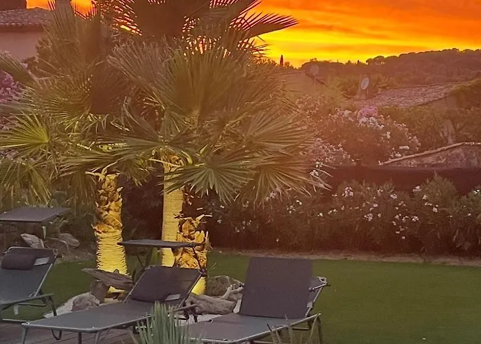 Dans Domaine Privé * Grimaud