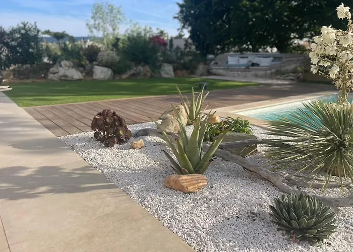 Villa Moderne Dans Le Golfe De Saint Tropez, A 2 Km De La