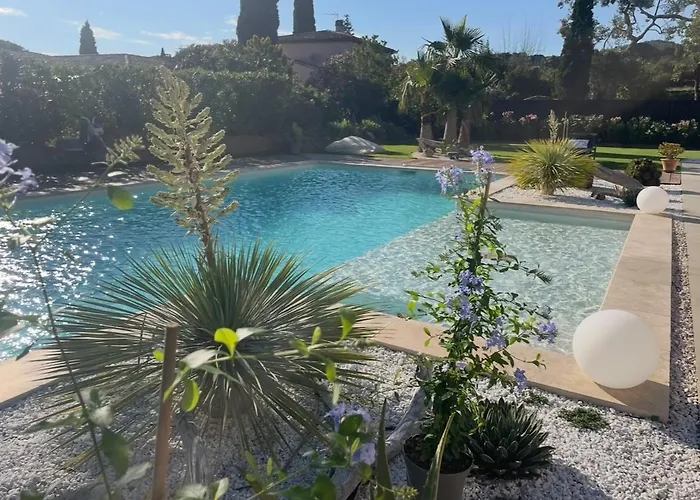 Villa Dans Domaine Privé